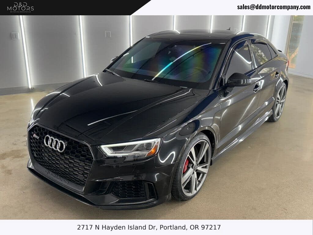 2019 AUDI RS3
