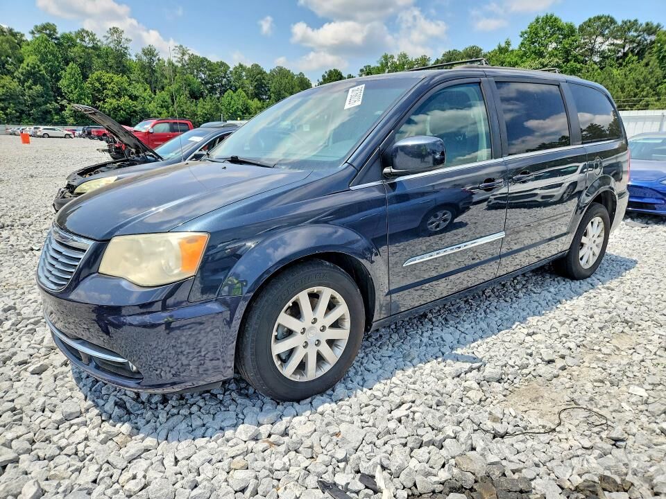 2014 CHRYSLER Town and Country