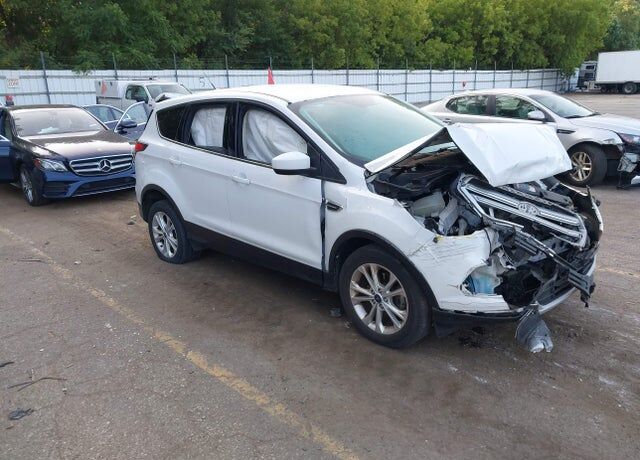 2017 FORD Escape