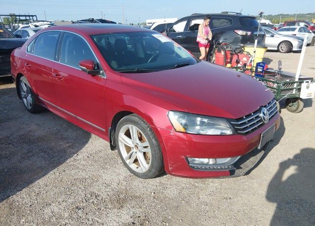2015 VOLKSWAGEN Passat