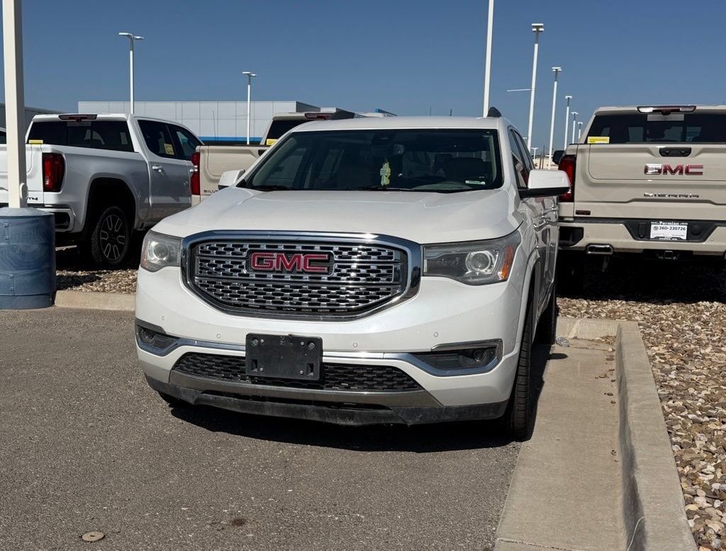 2017 GMC Acadia