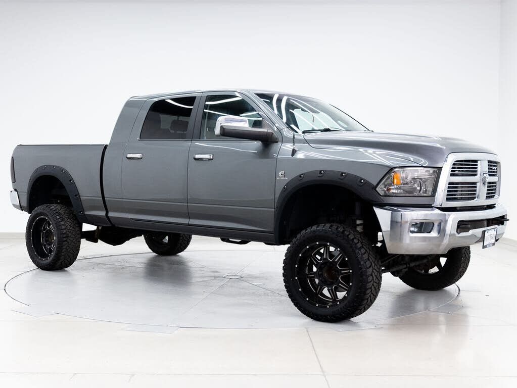 2011 DODGE Ram