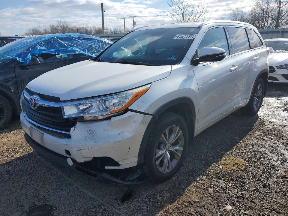 2014 TOYOTA Highlander