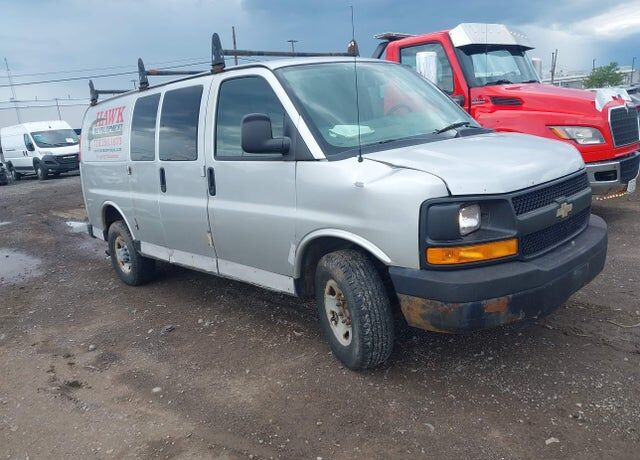2012 CHEVROLET Express