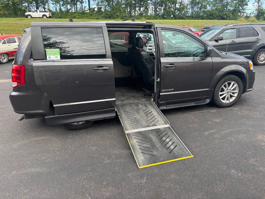 2019 DODGE Grand Caravan