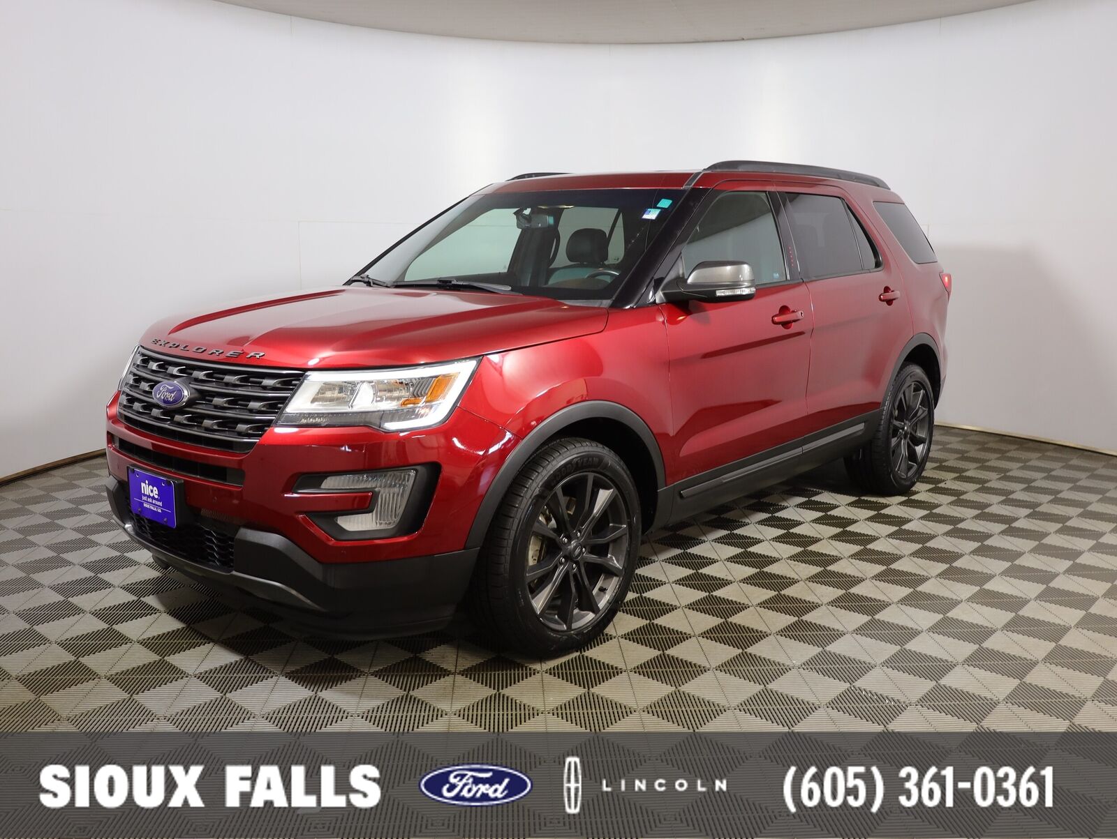 2017 FORD Explorer
