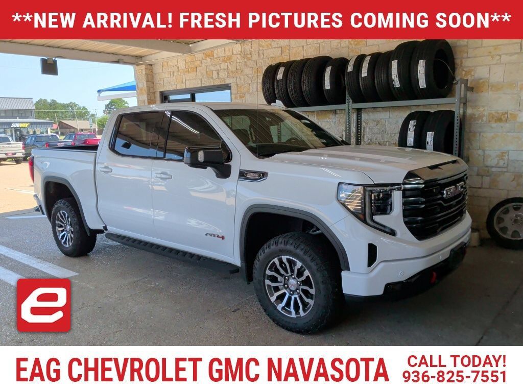 2023 GMC Sierra