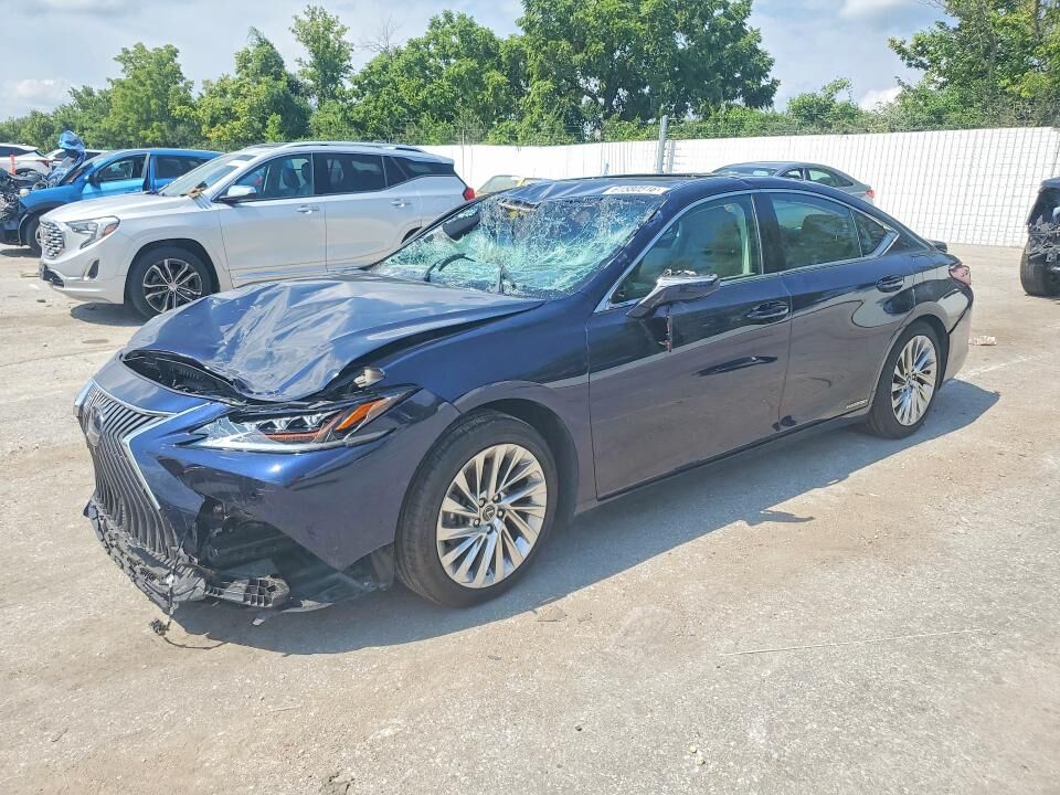 2021 LEXUS ES