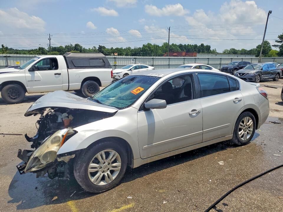 2011 NISSAN Altima