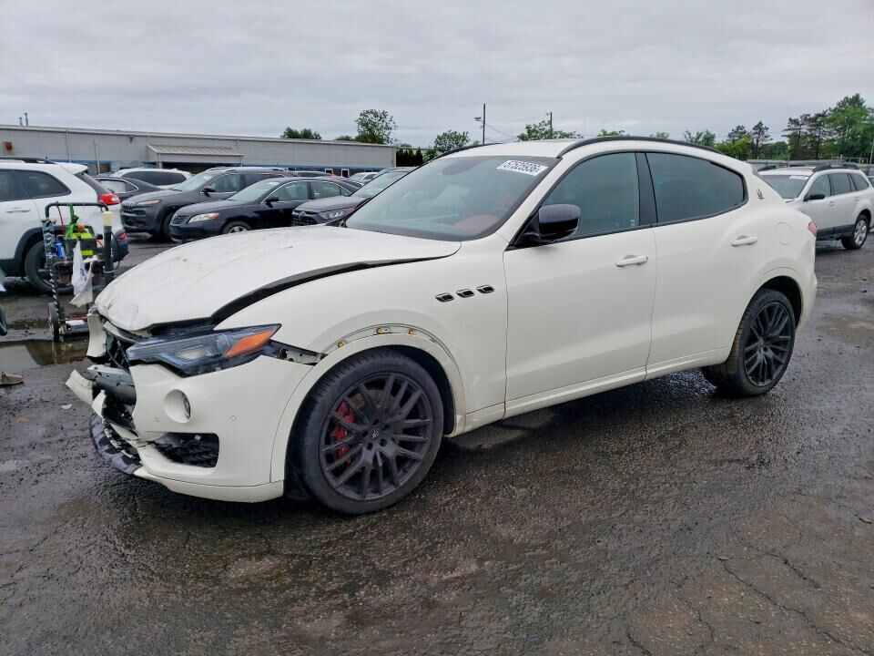 2021 MASERATI Levante
