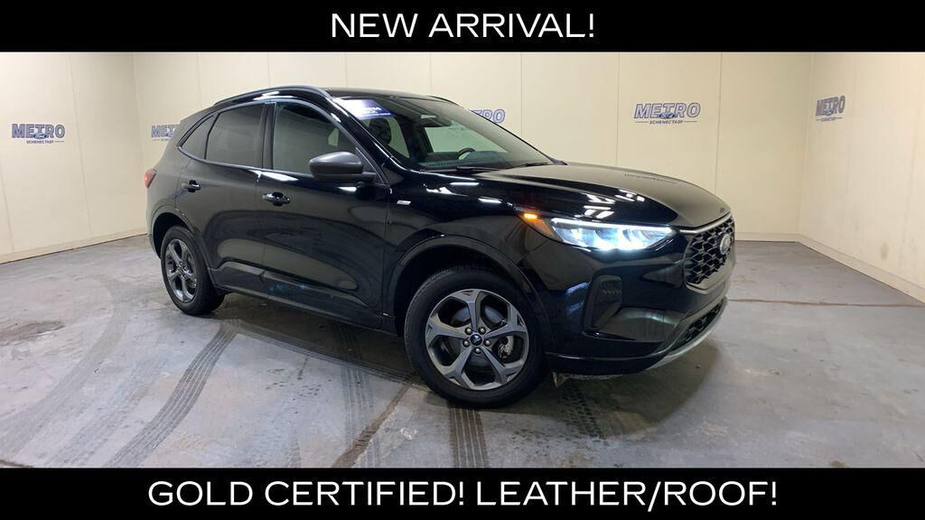 2024 FORD Escape