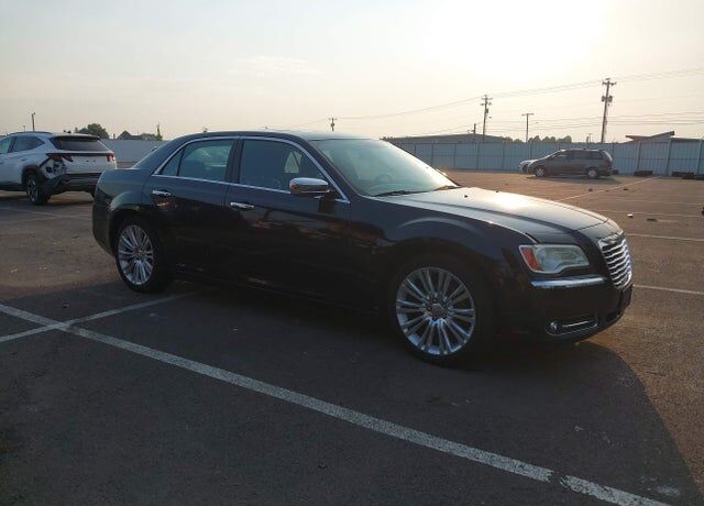 2011 CHRYSLER 300