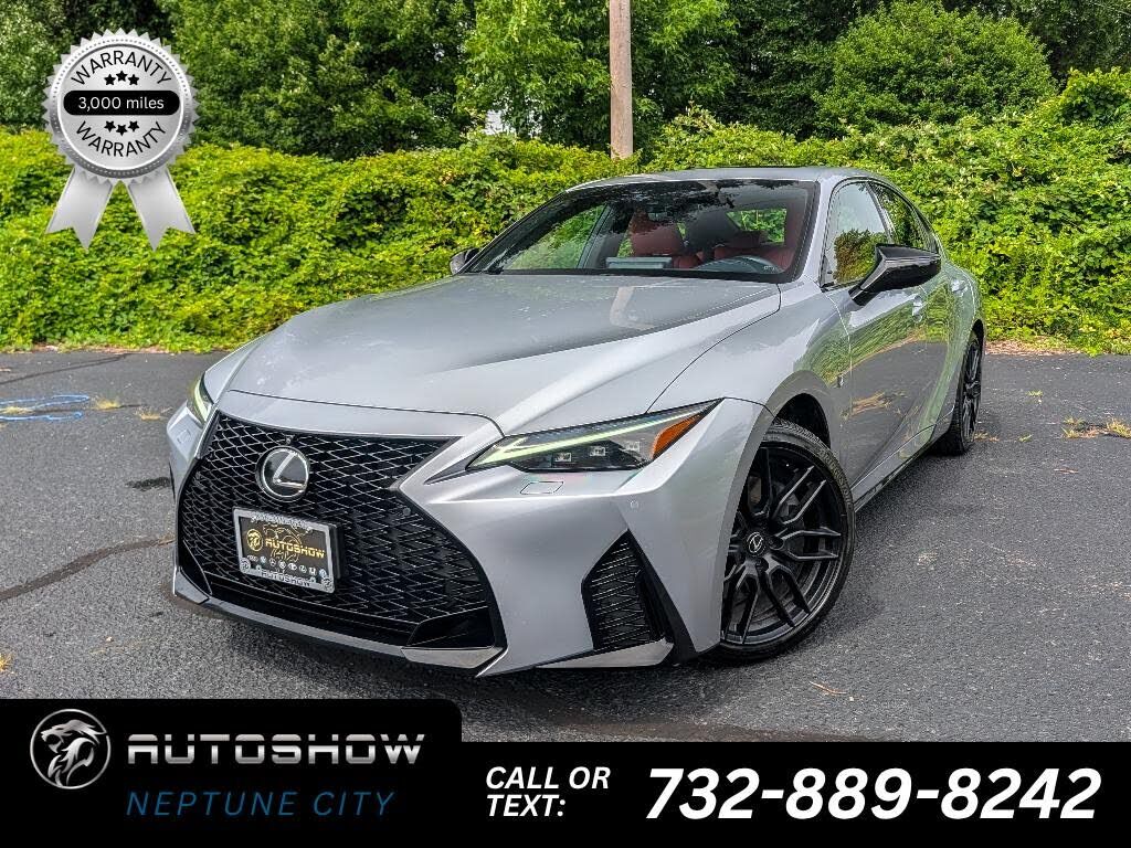 2024 LEXUS IS