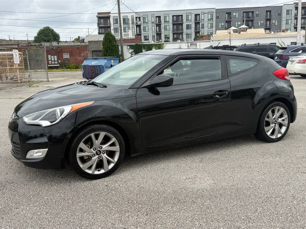 2017 HYUNDAI Veloster