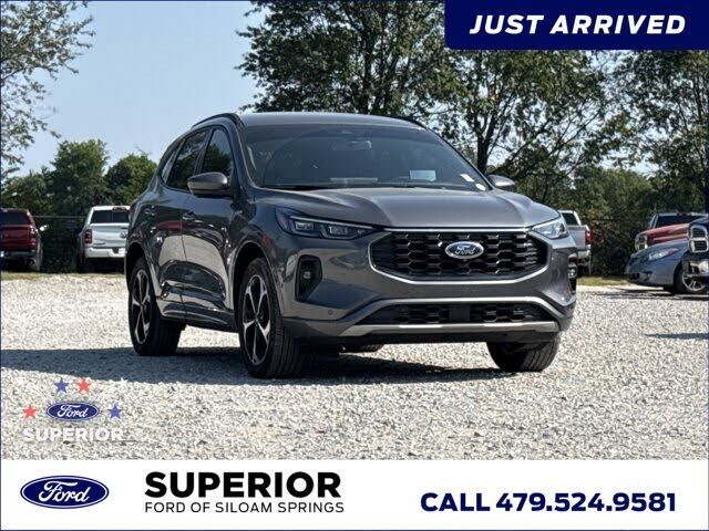 2024 FORD Escape