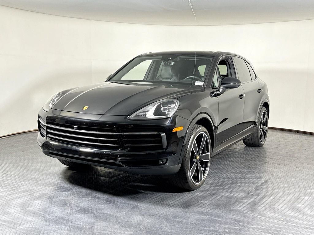 2023 PORSCHE Cayenne
