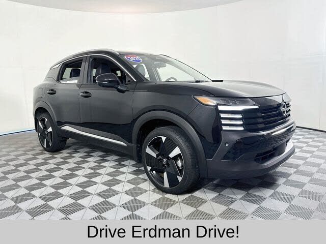 2025 NISSAN Kicks