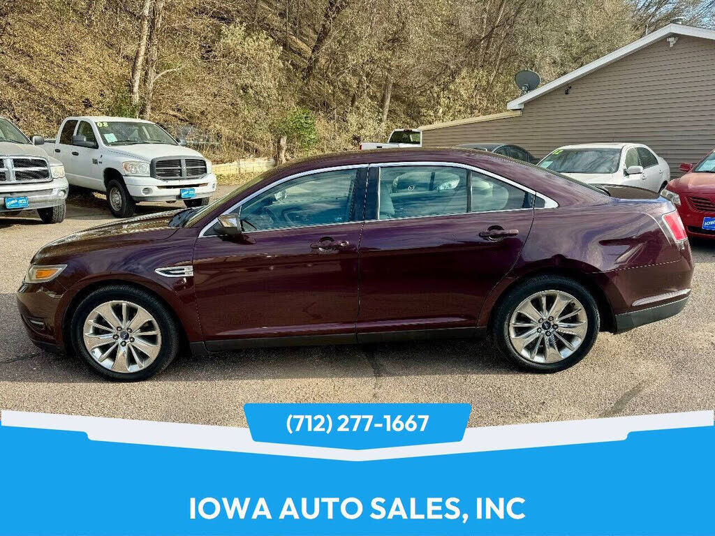 2011 FORD Taurus