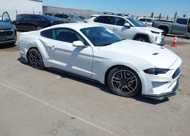 2021 FORD Mustang