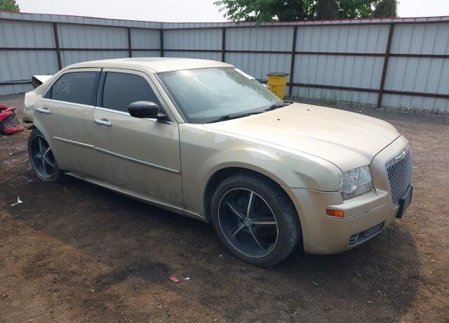 2010 CHRYSLER 300