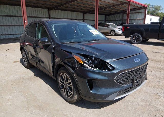 2022 FORD Escape