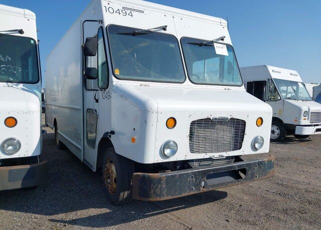 2010 FREIGHTLINER MT 45 Chassis