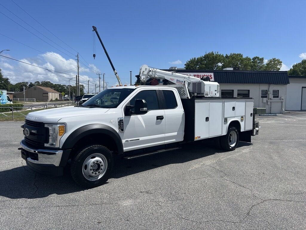 Ford F-550