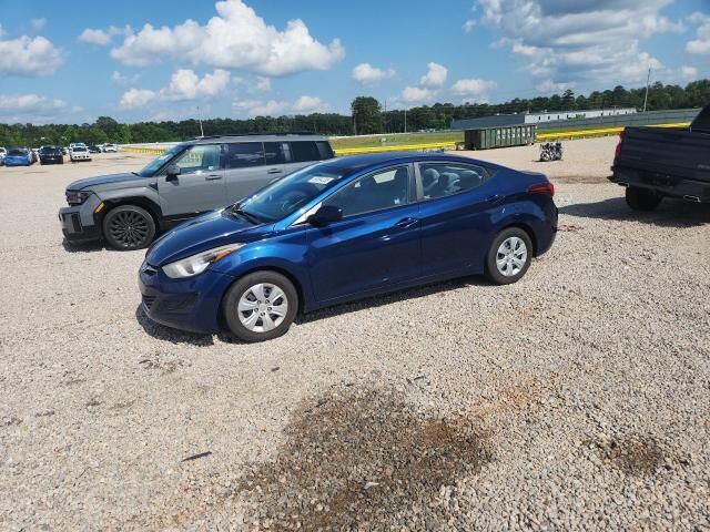 2016 HYUNDAI Elantra