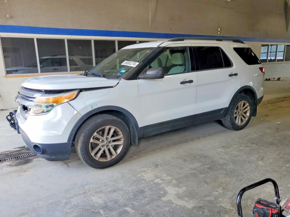 2015 FORD Explorer