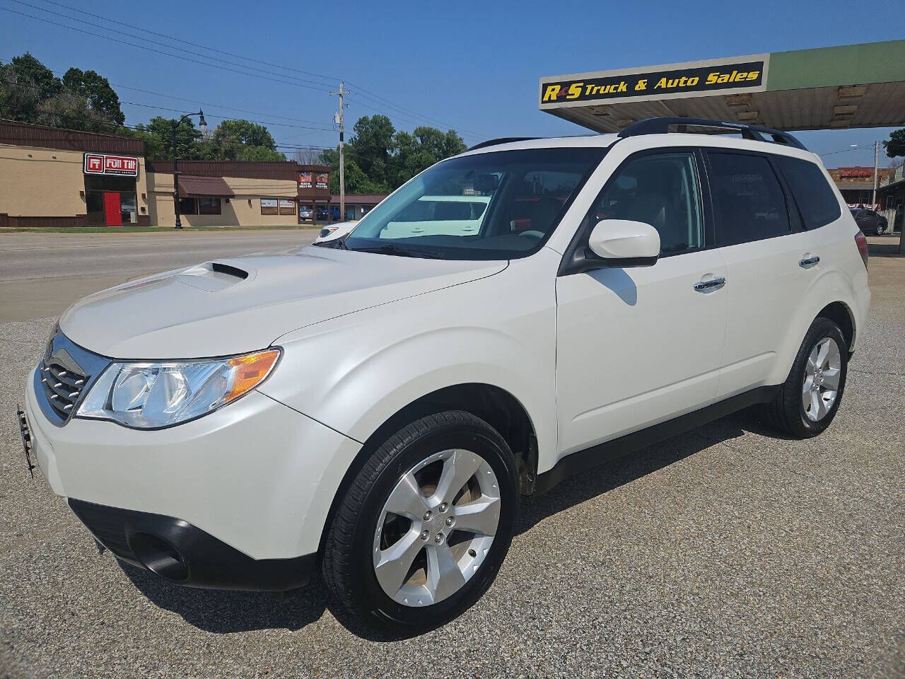 2010 SUBARU Forester