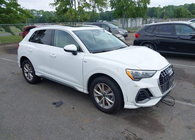 2022 AUDI Q3