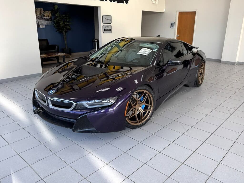 2016 BMW i8
