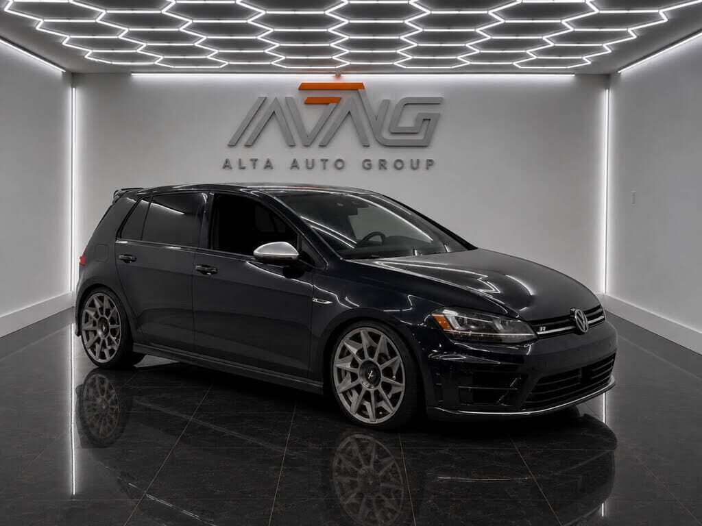 2016 VOLKSWAGEN Golf R