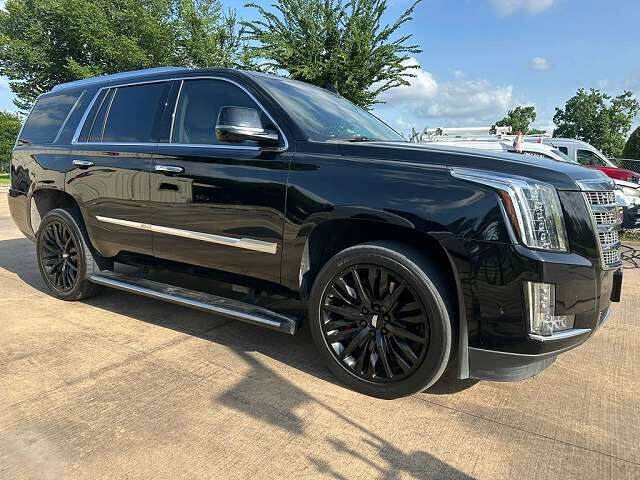2019 CADILLAC Escalade