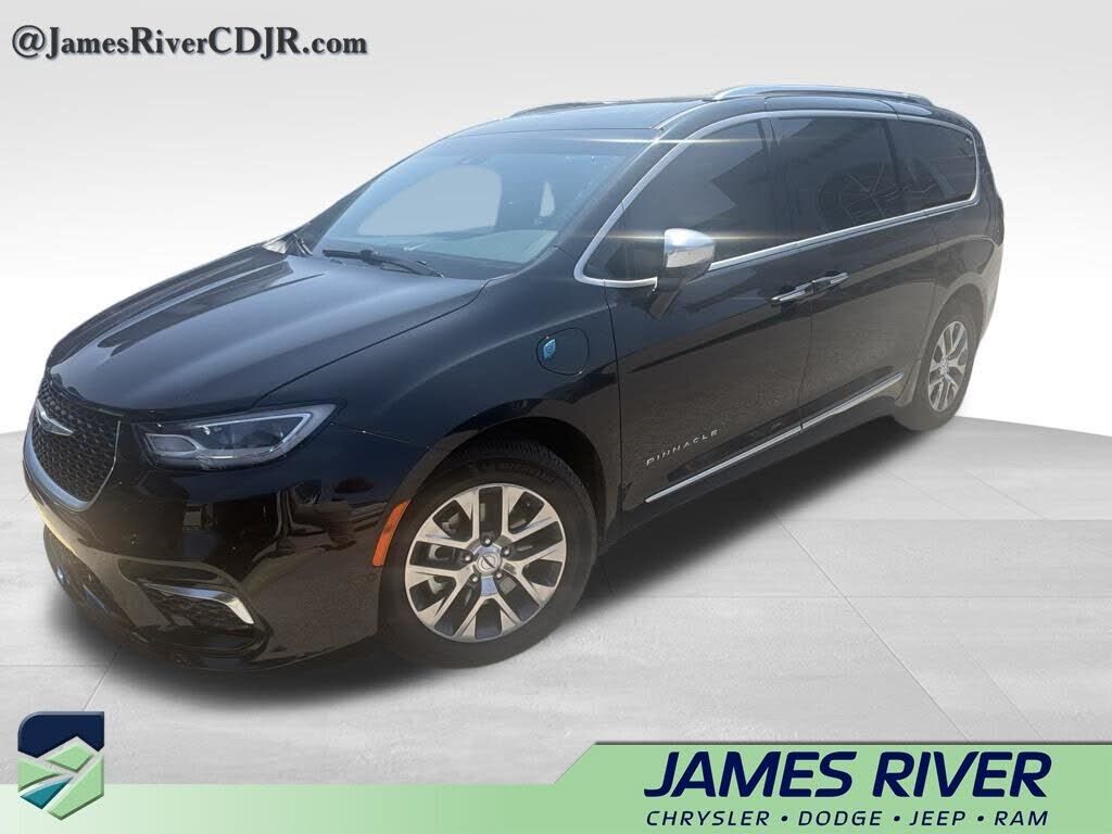 2023 CHRYSLER Pacifica