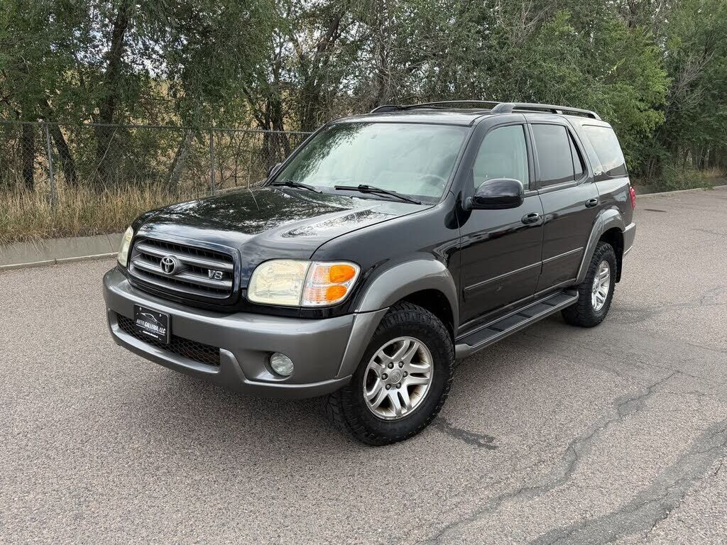 2004 TOYOTA Sequoia