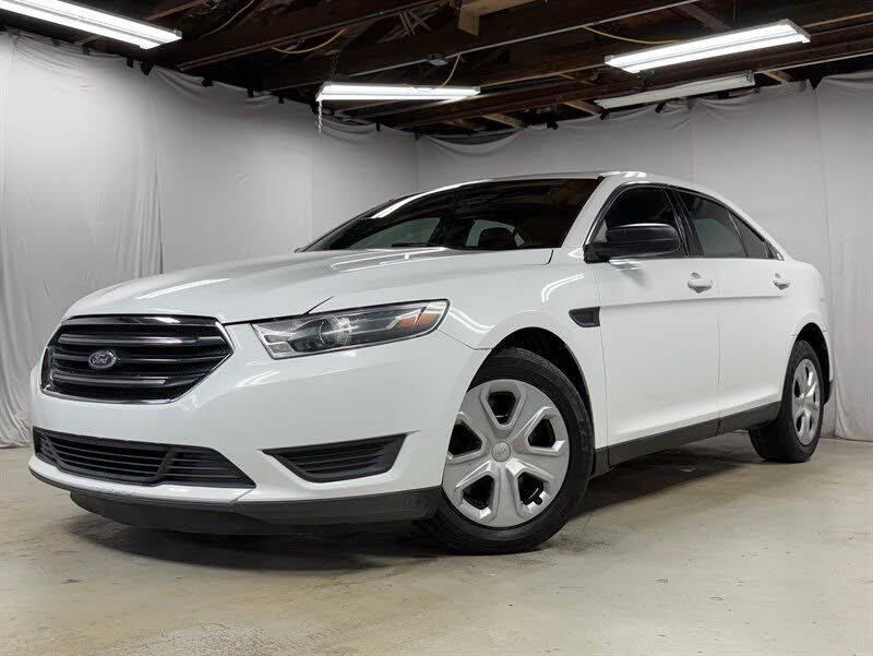 2016 FORD Taurus