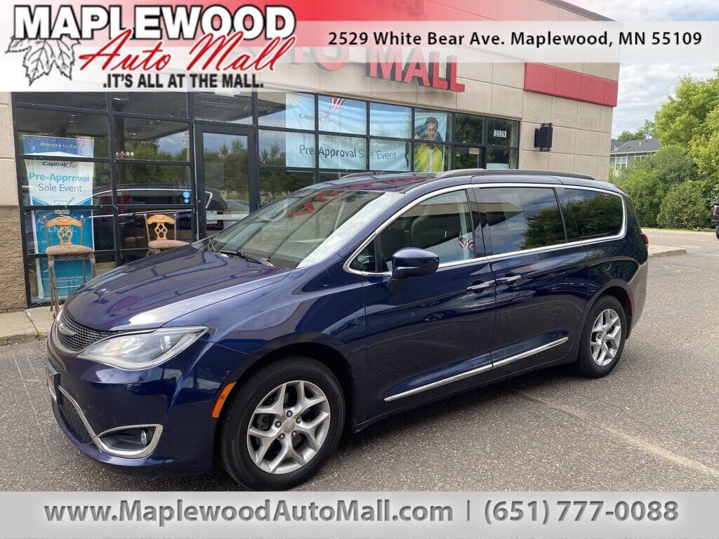 2017 CHRYSLER Pacifica