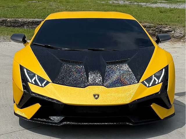 2024 LAMBORGHINI Huracan