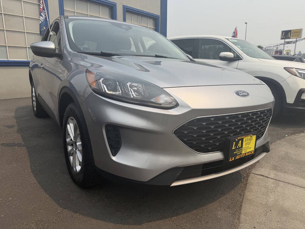 2021 FORD Escape