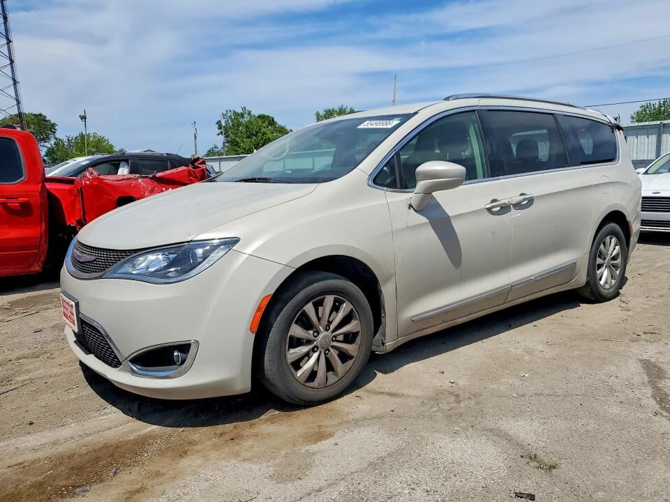 2019 CHRYSLER Pacifica