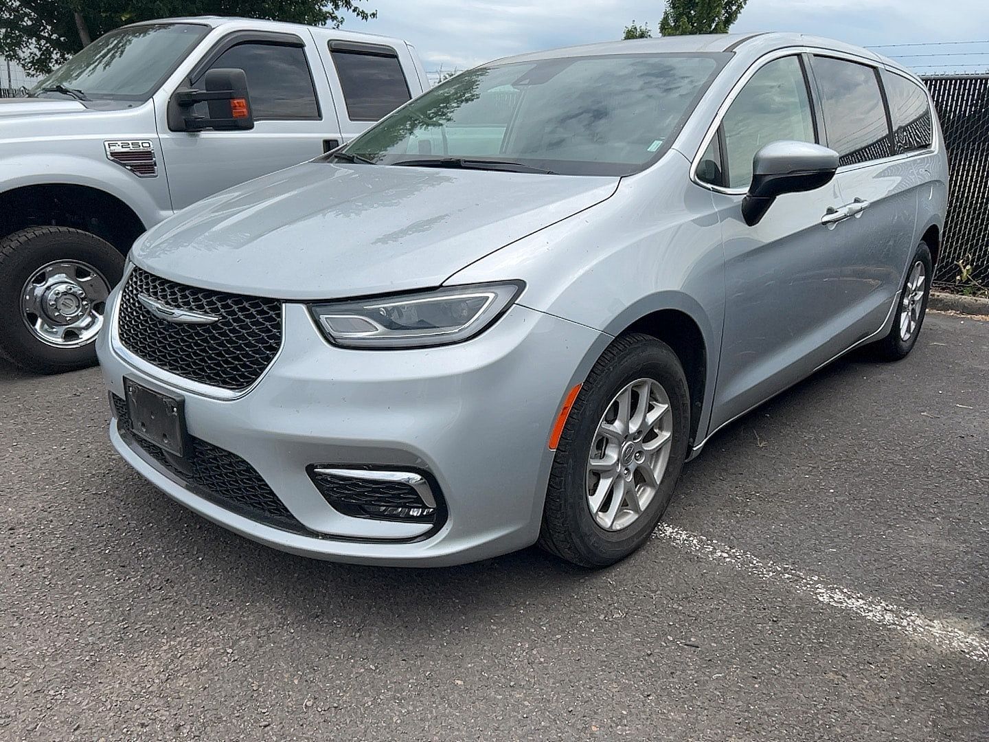 2023 CHRYSLER Pacifica