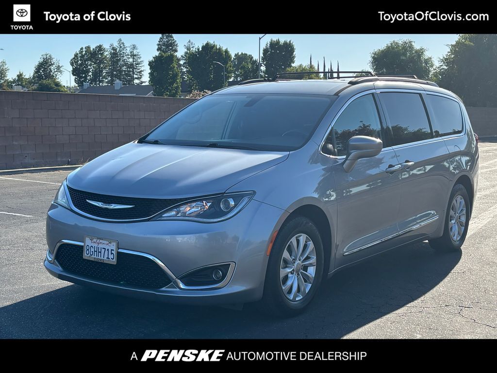 2017 CHRYSLER Pacifica