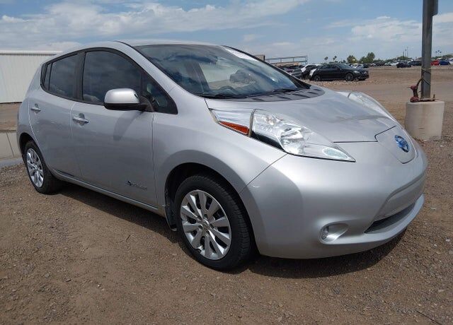 2017 NISSAN Leaf
