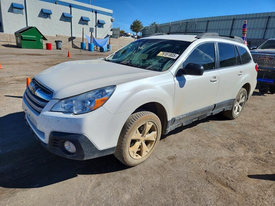 2014 SUBARU Outback