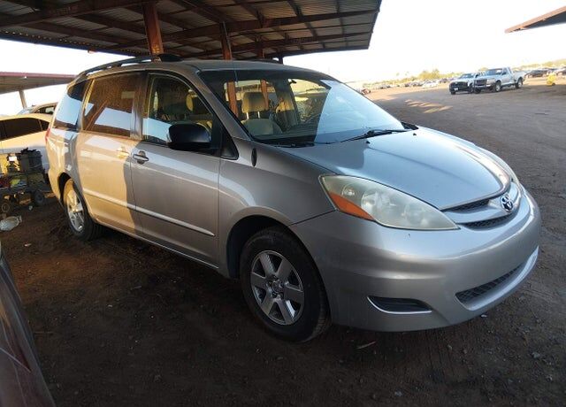 2008 TOYOTA Sienna