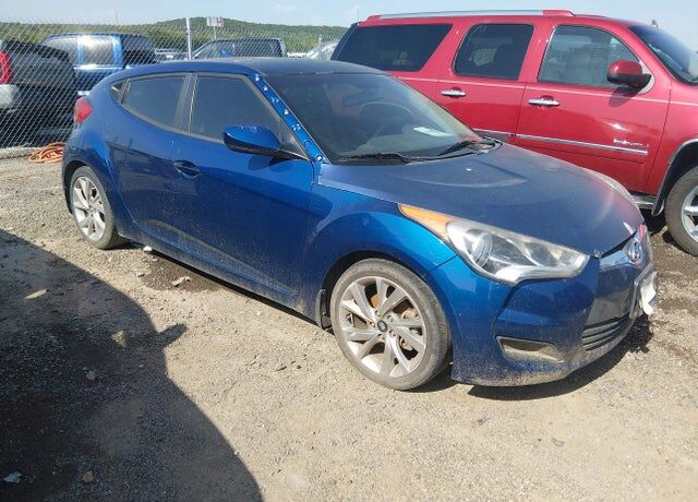 2016 HYUNDAI Veloster