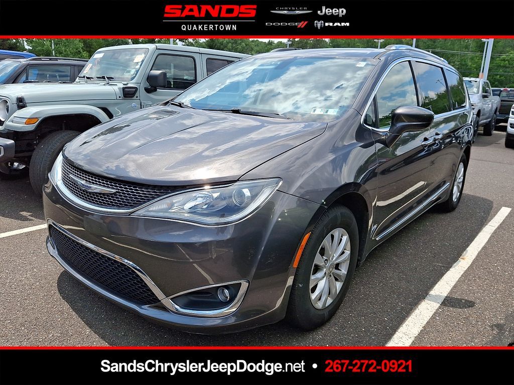 2019 CHRYSLER Pacifica