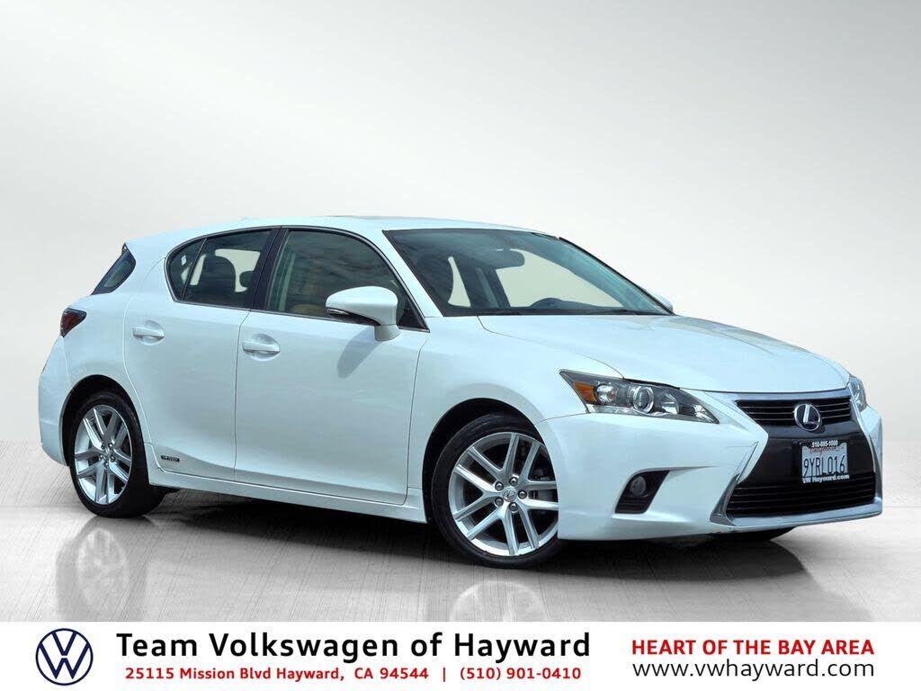 2016 LEXUS CT