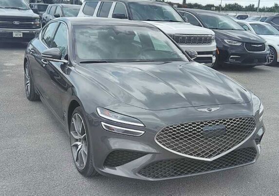 2025 GENESIS G70